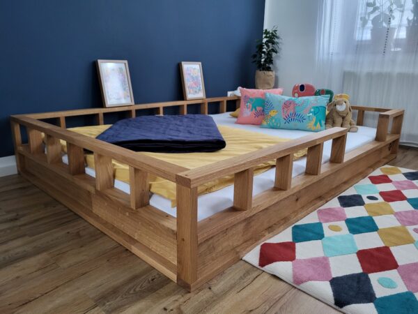 Bodenbett 200x200 mit Rausfallschutz – Eckansicht links – ANCONA