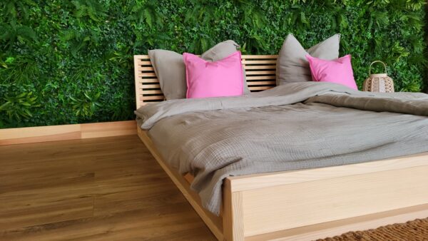 Futonbett 200x200 Massivholz Seitenansicht von links Modell KÜSSNACHT