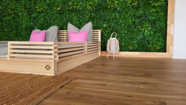 montessori bett 160x200 – rechte ecke mit naturbelassenem rahmen